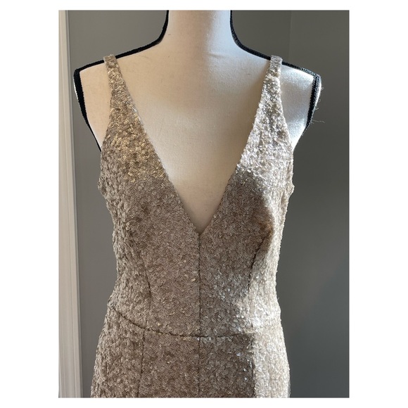 NWOT Dress the Population Sequin Romper - Picture 5 of 6